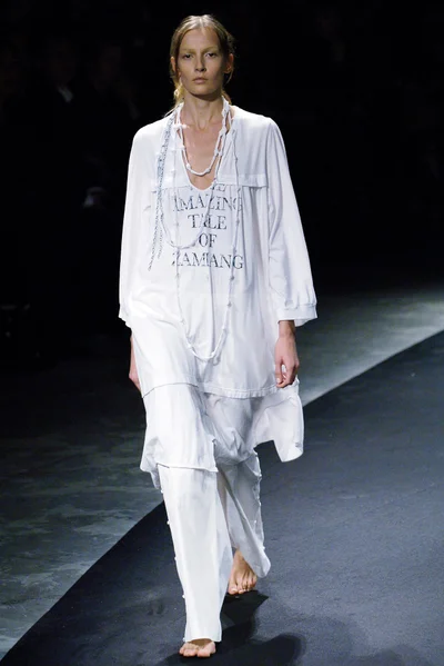 Look 13